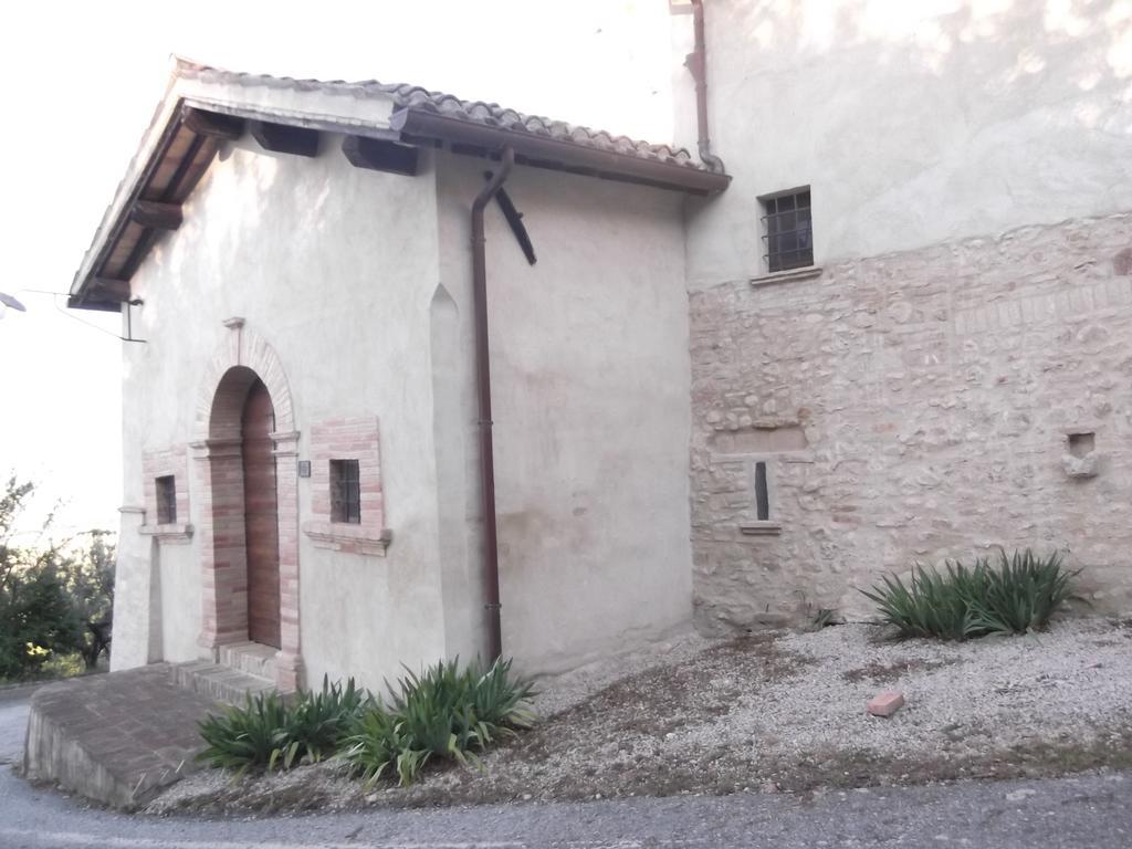 A Casa Di Mi Appartamenti Vacanza Montefalco Buitenkant foto